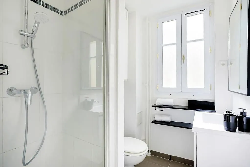 Lumineux 2 Pieces Batignolles Apartamento Paris